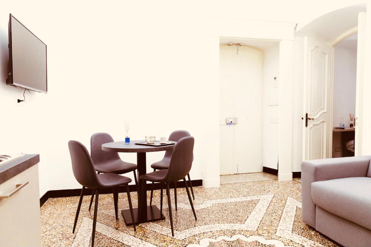 Centro Acquario Family Apartment Genoa Bagian luar foto